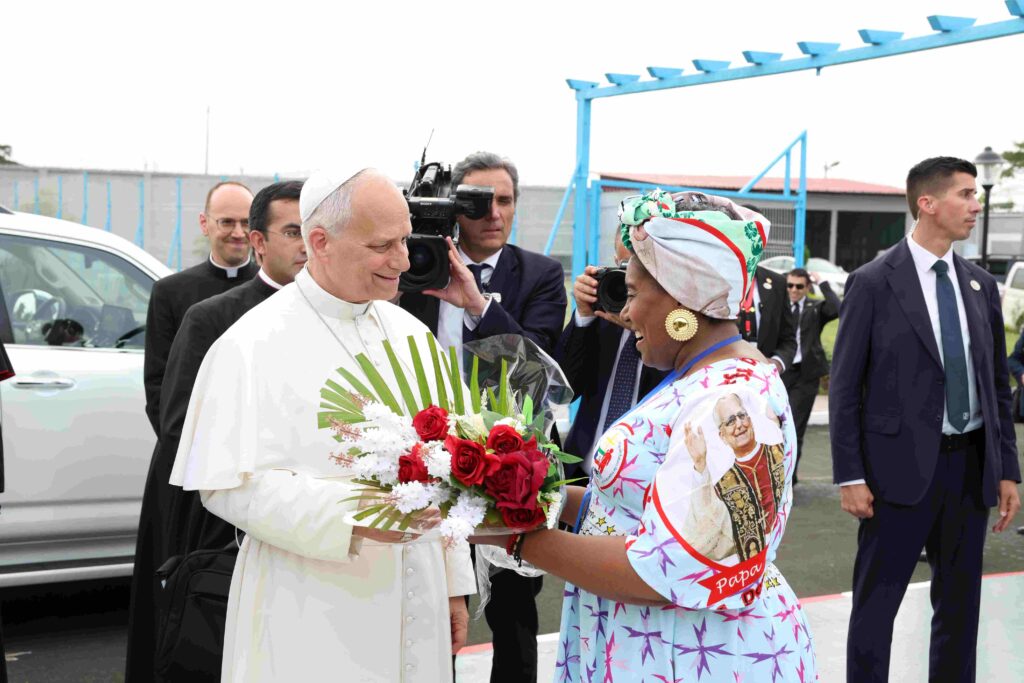 El Papa León XIV ilumina el Hospital de Salud Mental Jean Pierre Olié