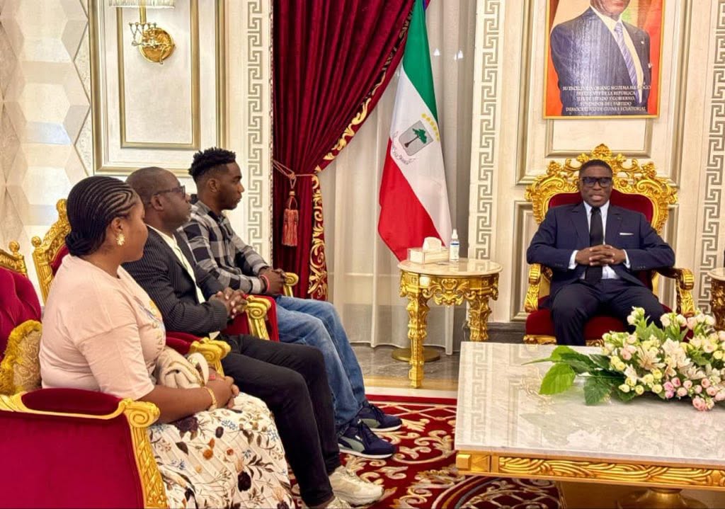 El Vicepresidente recibe a Daniel Ángel Mesie tras su regreso a Guinea Ecuatorial