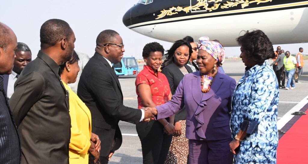 La Primera Dama de la Nación viaja a Angola para participar en la Gala de la OPDAD