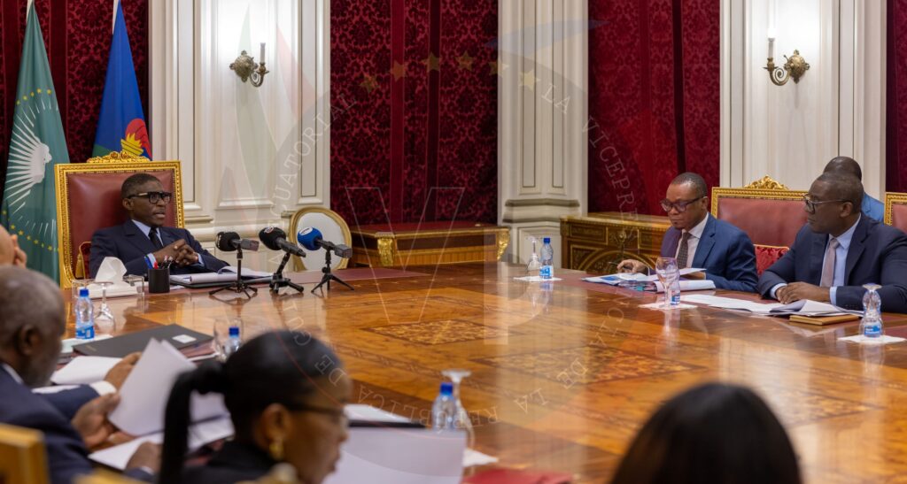 Nguema Obiang Mangue exige plazos concretos para concluir las obras hospitalarias Nguema Obiang Mangue exige plazos concretos para concluir las obras hospitalarias