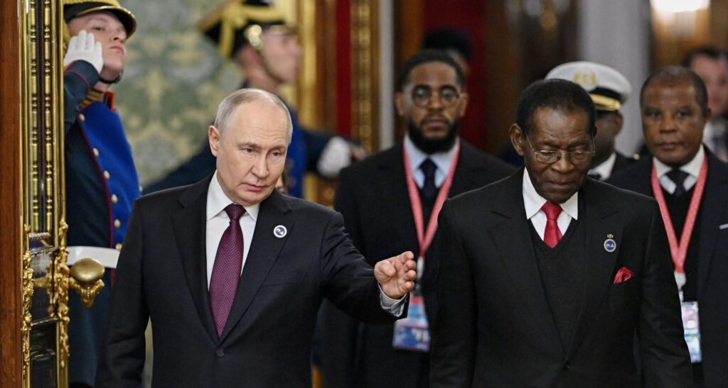 El Presidente Obiang participa en la inauguración de la III Cumbre Rusia-África en Moscú El Presidente Obiang participa en la inauguración de la III Cumbre Rusia-África en Moscú