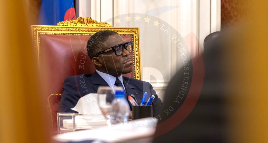 Nguema Obiang Mangue exige a China Road acelerar las obras de la autovía Malabo-Luba Nguema Obiang Mangue exige a China Road acelerar las obras de la autovía Malabo-Luba